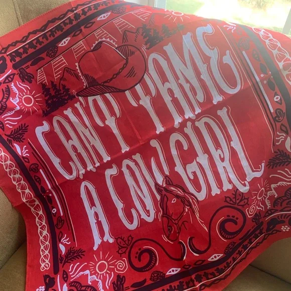 🌸”Can’t Tame a Cowgirl” Bandana - Picture 2 of 2